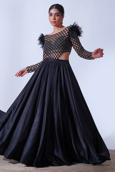 Buy Aurouss Black Tulle, Satin Feathers Round Emma Cutdana Fleur Jaal Bodysuit With Lehenga Online at Aza Fashions Buy_Aurouss_Black Tulle, Satin Feathers Round Emma Cutdana Fleur Jaal Bodysuit With Lehenga _Online_at_Aza_Fashions