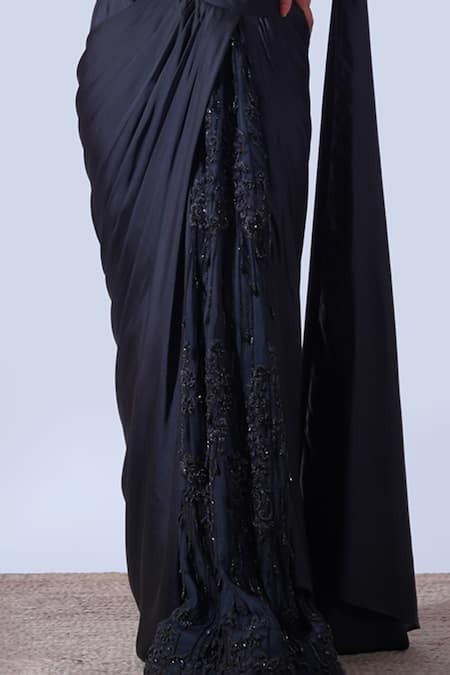 Buy Aurouss Black Silk Satin, Tulle Crystals, Beads Embellished Cape Pre-draped Saree Set Online at Aza Fashions Buy_Aurouss_Black Silk Satin, Tulle Crystals, Beads Embellished Cape Pre-draped Saree Set _Online_at_Aza_Fashions