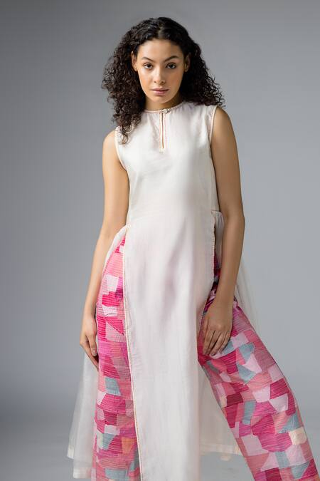 Buy Bihart Multi Color Kota Doria, Cotton Embroidery, Trouser With Side Slit Kurta Online at Aza Fashions Buy_Bihart_Multi Color Kota Doria, Cotton Embroidery, Trouser With Side Slit Kurta _Online_at_Aza_Fashions