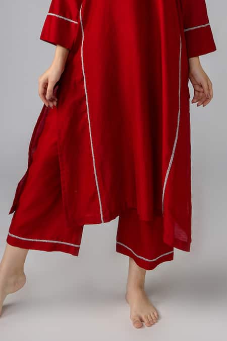 Bihart Red Cotton, Silk, Organza Embroidery Split V-neck Threadwork Kurta Trouser Set Online at Aza Fashions Bihart_Red Cotton, Silk, Organza Embroidery Split V-neck Threadwork Kurta Trouser Set _Online_at_Aza_Fashions