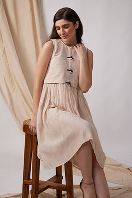 Shop Bihart Off White Cotton, Silk Round Neck Plain Dress at Aza Fashions Shop_Bihart_Off White Cotton, Silk Round Neck Plain Dress _at_Aza_Fashions