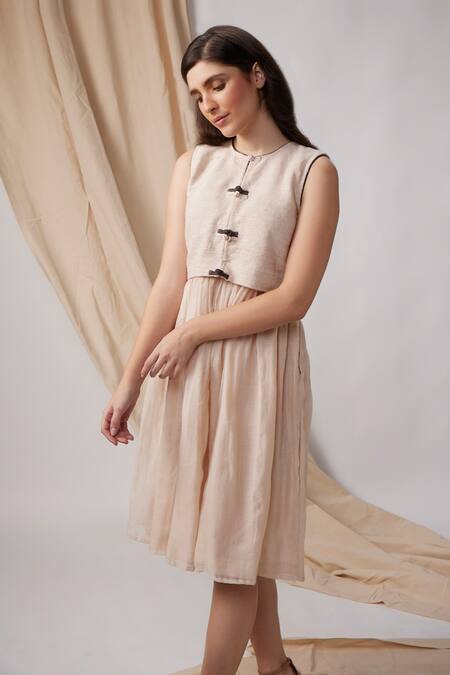 Bihart Off White Cotton, Silk Round Neck Plain Dress Online at Aza Fashions Bihart_Off White Cotton, Silk Round Neck Plain Dress _Online_at_Aza_Fashions