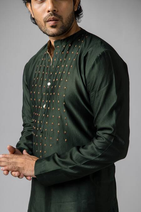 Bihart Green Cotton, Silk Embroidery Threadwork Placket Kurta Online at Aza Fashions Bihart_Green Cotton, Silk Embroidery Threadwork Placket Kurta _Online_at_Aza_Fashions
