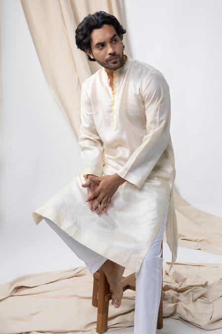 Bihart Off White Tussar Embroidery Threadwork Placement Kurta Online at Aza Fashions Bihart_Off White Tussar Embroidery Threadwork Placement Kurta _Online_at_Aza_Fashions
