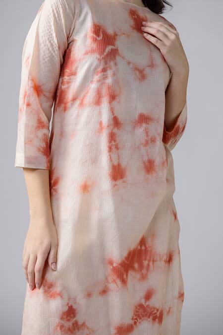 Buy Bihart Off White Tussar, , Organza, Satin Tie-dye Kurta Trouser Set Online at Aza Fashions Buy_Bihart_Off White Tussar, , Organza, Satin Tie-dye Kurta Trouser Set _Online_at_Aza_Fashions