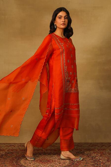 Neha Poddar_Orange Organza, Silk Embroidery Round Neck Floral Bloom Kurta Pant Set _Online_at_Aza_Fashions