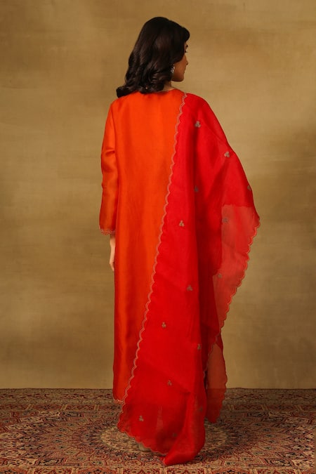 Neha Poddar Flower Embroidered Bodice Kurta Pant Set 