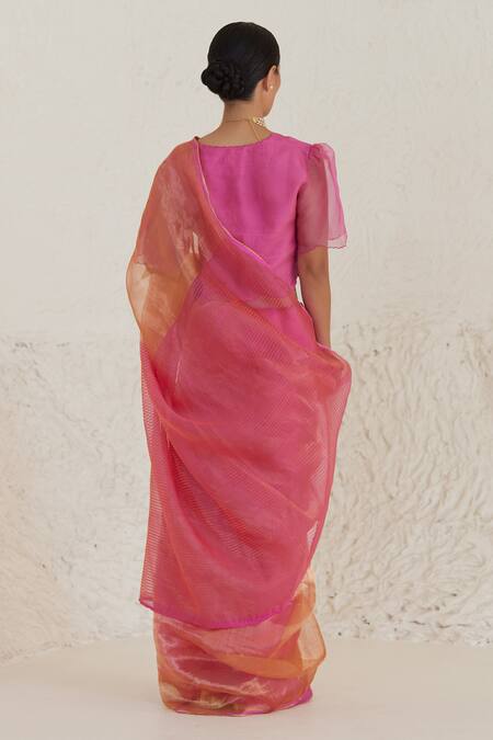 Shop Surmaye Pink Handloom Cotton Cheer Handwoven Dual Shaded Saree at Aza Fashions Shop_Surmaye_Pink Handloom Cotton Cheer Handwoven Dual Shaded Saree_at_Aza_Fashions