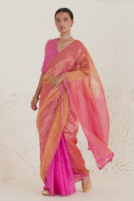 Surmaye Pink Handloom Cotton Cheer Handwoven Dual Shaded Saree Online at Aza Fashions Surmaye_Pink Handloom Cotton Cheer Handwoven Dual Shaded Saree_Online_at_Aza_Fashions