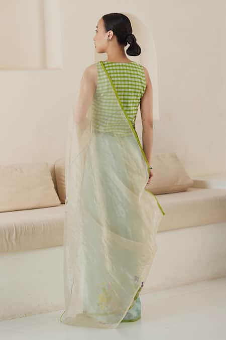 Shop Surmaye Green Silk, Organza Embroidery Adore Floral Jamdani Saree at Aza Fashions Shop_Surmaye_Green Silk, Organza Embroidery Adore Floral Jamdani Saree _at_Aza_Fashions