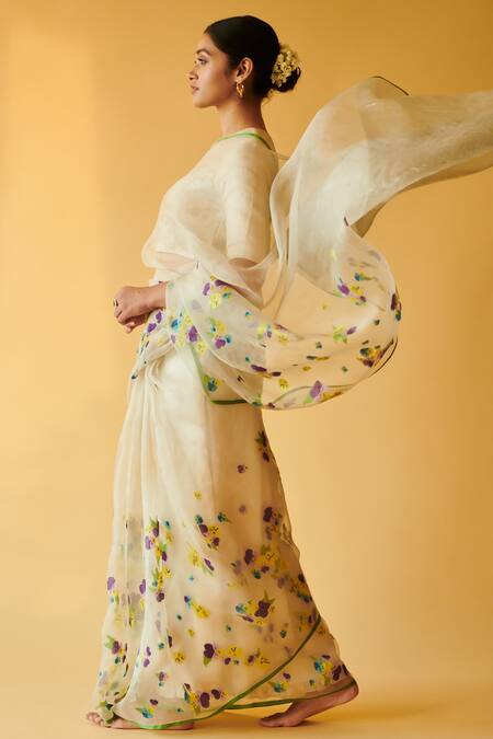 Surmaye_White Organza, Silk Embroidery Pansy Bloom Jamdani Woven Saree _Online_at_Aza_Fashions