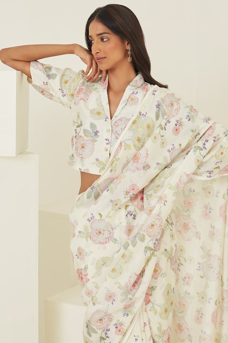 Shop Surmaye Ivory Handloom Cotton, Silk Harmony Botanical Print Saree Online at Aza Fashions Shop_Surmaye_Ivory Handloom Cotton, Silk Harmony Botanical Print Saree _Online_at_Aza_Fashions