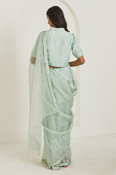 Surmaye Serenity Stripe Pattern Handwoven Saree 