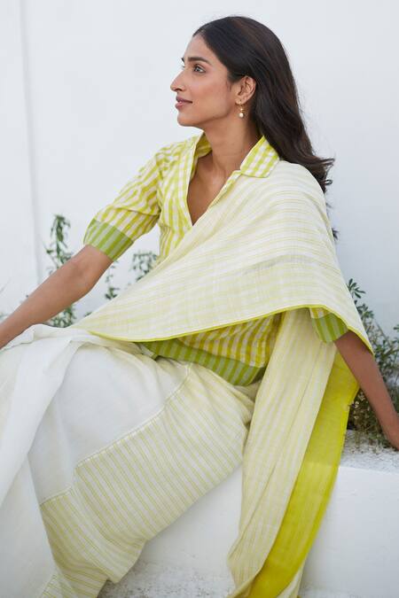 Shop Surmaye Ivory Handloom Cotton, Silk Nostalgia Saree Online at Aza Fashions Shop_Surmaye_Ivory Handloom Cotton, Silk Nostalgia Saree _Online_at_Aza_Fashions