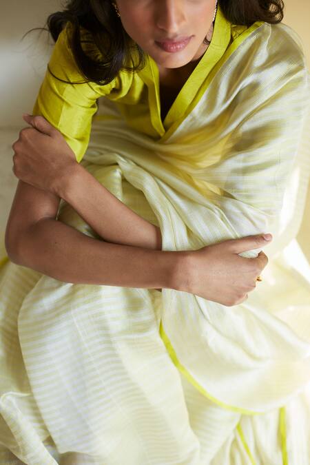 Buy Surmaye Ivory Silk, Cotton Nostalgia Stripe Pattern Handwoven Saree Online at Aza Fashions Buy_Surmaye_Ivory Silk, Cotton Nostalgia Stripe Pattern Handwoven Saree _Online_at_Aza_Fashions