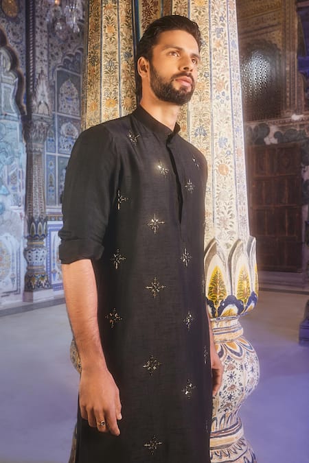 Shop Diyarajvvir Black Denim Cut Work Starburst Fleur Kurta With Pant at Aza Fashions Shop_Diyarajvvir_Black Denim Cut Work Starburst Fleur Kurta With Pant _at_Aza_Fashions