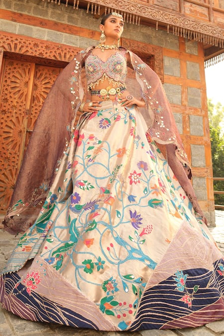 Buy Aditi Gupta Purple Silk, Tissue, Pashmina Paithani Floral Vine Woven Bridal Lehenga Set Buy_Aditi Gupta_Purple Silk, Tissue, Pashmina Paithani Floral Vine Woven Bridal Lehenga Set