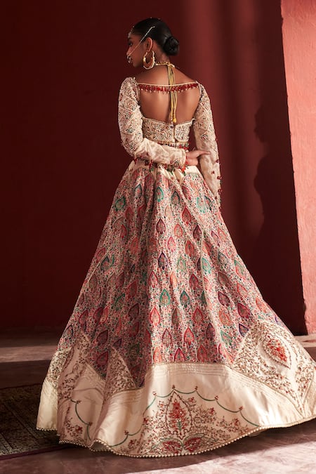 Shop Aditi Gupta Ivory Silk, Tissue Beads, Pearls, Jamawar And Embroidered Bridal Lehenga Set at Aza Fashions Shop_Aditi Gupta_Ivory Silk, Tissue Beads, Pearls, Jamawar And Embroidered Bridal Lehenga Set _at_Aza_Fashions