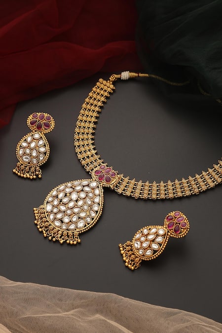 Swabhimann_Red Stones, Gota Patti Kundan Embellished Pendant Necklace Set _Online_at_Aza_Fashions