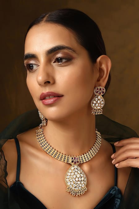 Shop_Swabhimann_Red Stones, Gota Patti Kundan Embellished Pendant Necklace Set _Online_at_Aza_Fashions