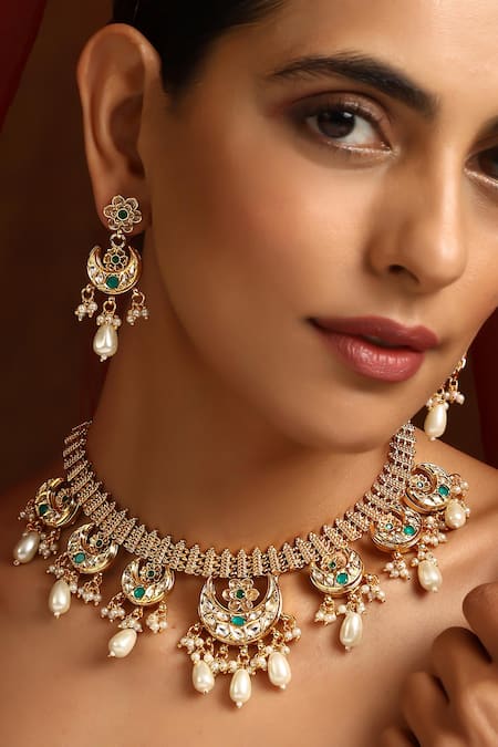 Shop_Swabhimann_Green Stones, Zari Kundan Crescent Embellished Necklace Set _Online_at_Aza_Fashions