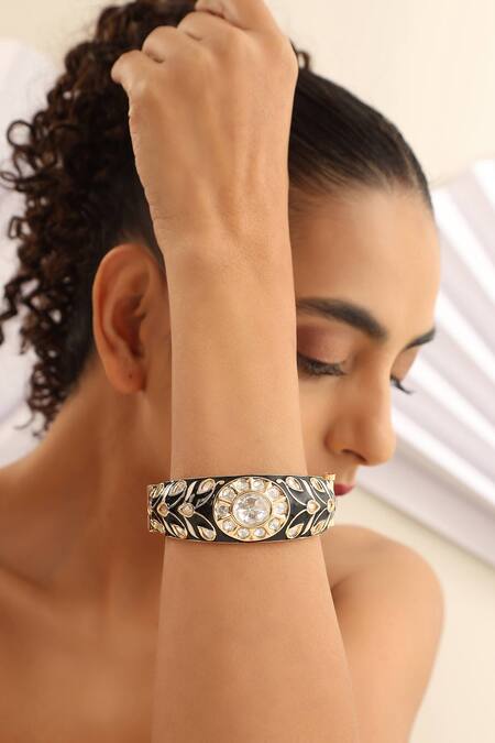 Shop Swabhimann Black Crystals Floral Polki Embellished Bracelet Online at Aza Fashions Shop_Swabhimann_Black Crystals Floral Polki Embellished Bracelet _Online_at_Aza_Fashions