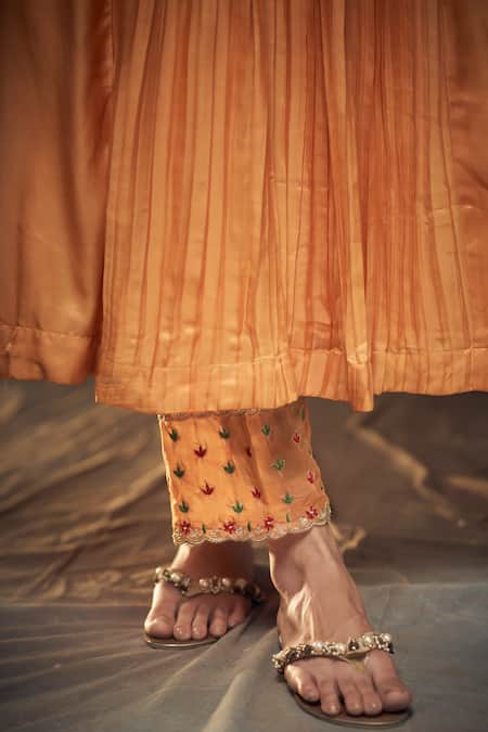 Buy Hirika & Dhruti Yellow Gingham, Cotton, Organza Embroidery V-neck Gathered Kurta Pant Set Online at Aza Fashions Buy_Hirika & Dhruti_Yellow Gingham, Cotton, Organza Embroidery V-neck Gathered Kurta Pant Set _Online_at_Aza_Fashions