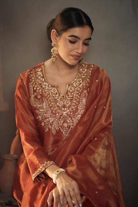 Buy_Hirika & Dhruti_Orange Tissue Embroidery, Zari Split V-neck Zardozi Kurta Pant Set _Online_at_Aza_Fashions