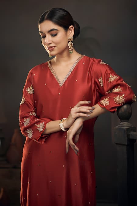 Shop Hirika & Dhruti Red Silk, Cotton, Organza Sequins, Embroidery V-neck Chaand Kurta Pant Set at Aza Fashions Shop_Hirika & Dhruti_Red Silk, Cotton, Organza Sequins, Embroidery V-neck Chaand Kurta Pant Set _at_Aza_Fashions