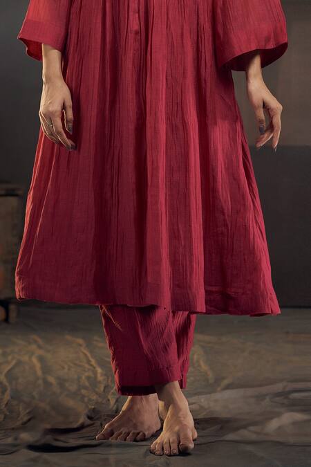 Hirika & Dhruti Pink Chanderi Embroidery Mandarin Collar Smocked Gathered Kurta And Pant Set Online at Aza Fashions Hirika & Dhruti_Pink Chanderi Embroidery Mandarin Collar Smocked Gathered Kurta And Pant Set _Online_at_Aza_Fashions