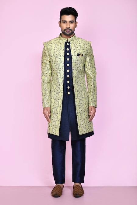 Arihant Rai Sinha_Green Jacquard, Silk Gladiolus Vine Layered Sherwani With Aligadhi Pant _at_Aza_Fashions