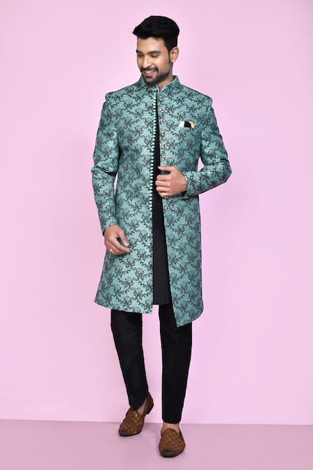 Aryavir Malhotra Vintage Iris Layered Sherwani With Aligadhi Pant 