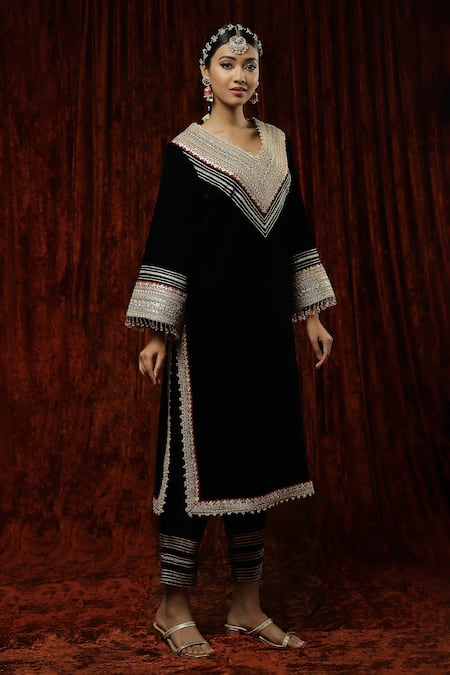 Buy Shikhar Sharma Black Velvet, Silk, Chanderi Pearls Round Neck Dori Embroidered Kurta With Pant Online at Aza Fashions Buy_Shikhar Sharma_Black Velvet, Silk, Chanderi Pearls Round Neck Dori Embroidered Kurta With Pant _Online_at_Aza_Fashions
