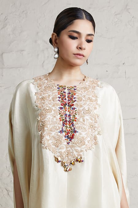 Prisho Silk Dori Embroidered Kaftan & Dhoti Pant Set 