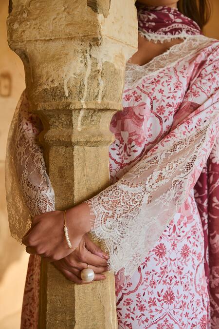 Shop Sage Saga Red Cotton Embroidery, Lace V-neck Floral Print And Chantilly Kurta Online at Aza Fashions Shop_Sage Saga_Red Cotton Embroidery, Lace V-neck Floral Print And Chantilly Kurta _Online_at_Aza_Fashions