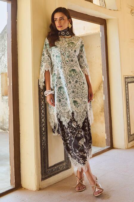 Sage Saga Green Chanderi, Linen, Lace Lace, Embroidery Raasa Kokil Floral Print Kurta Set at Aza Fashions Sage Saga_Green Chanderi, Linen, Lace Lace, Embroidery Raasa Kokil Floral Print Kurta Set _at_Aza_Fashions