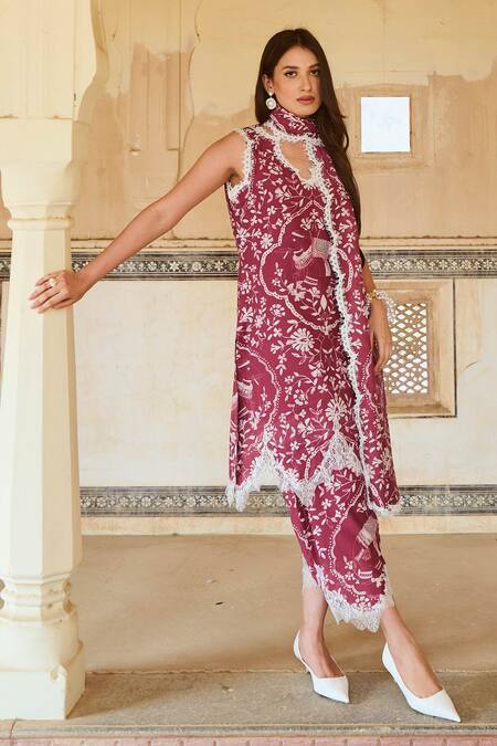 Sage Saga_Red Chanderi Lace, Embroidery Scoop Neck Jamuna Printed Kurta Salwar Set _Online_at_Aza_Fashions