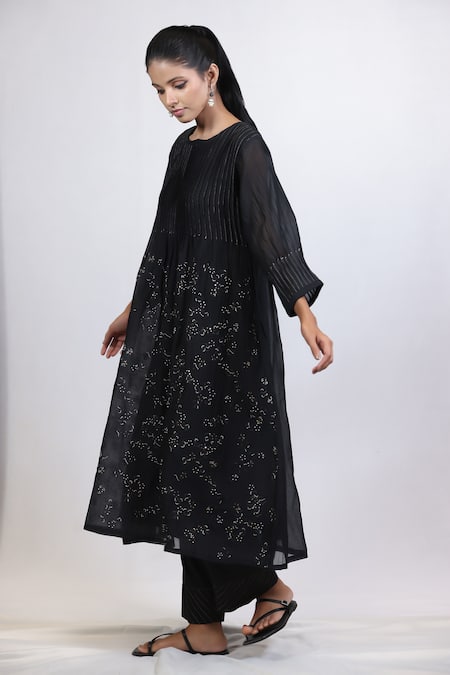 Buy_Beige_Black Chanderi, Cotton Satin Floral Embroidered Pintucked Kurta And Pant Set _Online_at_Aza_Fashions