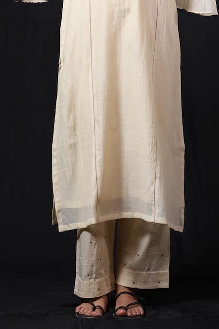 Beige_Off White Chanderi, Satin, Gathered Sleeve Kurta And Pant Set _Online_at_Aza_Fashions