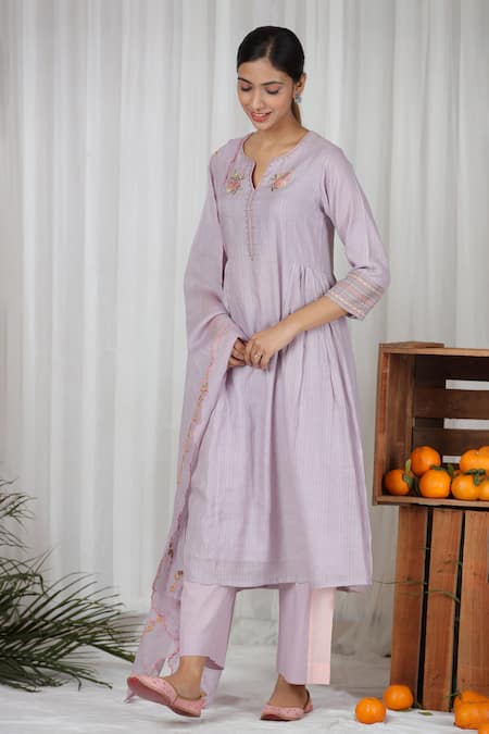 Beige Neck Floral Embroidered Kurta & Pant Set 