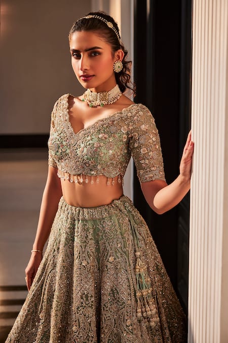 Kalighata - Green Organza Hand Embroidered Paisley V Kyle Bridal Lehenga  Set For Women