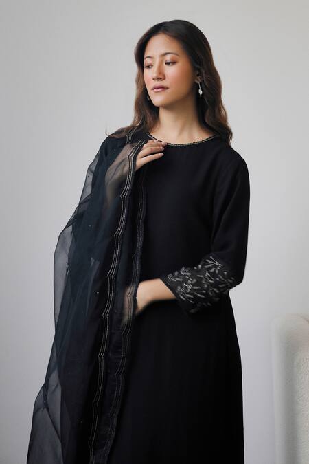 Lavanya Ahuja Black Georgette, Organza Beads Round Neck Panel Embroidered Kurta Pant Set Online at Aza Fashions Lavanya Ahuja_Black Georgette, Organza Beads Round Neck Panel Embroidered Kurta Pant Set _Online_at_Aza_Fashions