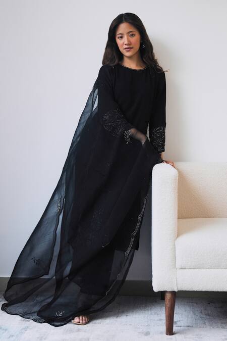 Lavanya Ahuja Black Georgette, Organza Beads Round Neck Panel Embroidered Kurta Pant Set at Aza Fashions Lavanya Ahuja_Black Georgette, Organza Beads Round Neck Panel Embroidered Kurta Pant Set _at_Aza_Fashions