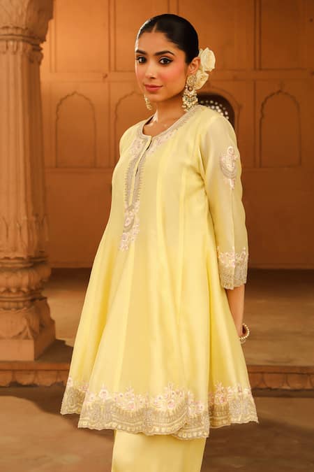 Buy Sheetal Batra Yellow , Satin, , Faria Short Anarkali Salwar Set Online at Aza Fashions Buy_Sheetal Batra_Yellow , Satin, , Faria Short Anarkali Salwar Set _Online_at_Aza_Fashions