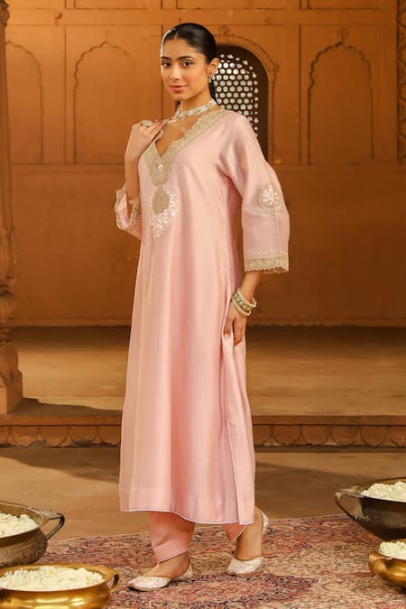 Buy_Sheetal Batra_Pink Silk, Chanderi, Satin Embroidery V-neck Sanvi Kurta And Salwar Set _Online_at_Aza_Fashions