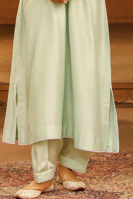 Sheetal Batra_Green Silk, Chanderi, Satin Embroidery Sanvi Kashmiri Tilla Kurta And Salwar Set _Online_at_Aza_Fashions