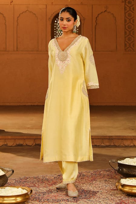 Sheetal Batra Yellow Silk, Chanderi, Satin Embroidery V-neck Akira Kurta With Salwar Online at Aza Fashions Sheetal Batra_Yellow Silk, Chanderi, Satin Embroidery V-neck Akira Kurta With Salwar _Online_at_Aza_Fashions