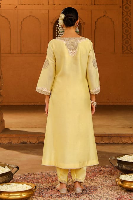 Shop Sheetal Batra Yellow Silk, Chanderi, Satin Embroidery V-neck Akira Kurta With Salwar at Aza Fashions Shop_Sheetal Batra_Yellow Silk, Chanderi, Satin Embroidery V-neck Akira Kurta With Salwar _at_Aza_Fashions