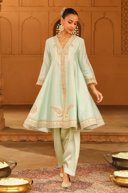 Buy Sheetal Batra Green , Chanderi, Satin, Organza Fajr Short Anarkali Salwar Set Online at Aza Fashions Buy_Sheetal Batra_Green , Chanderi, Satin, Organza Fajr Short Anarkali Salwar Set _Online_at_Aza_Fashions