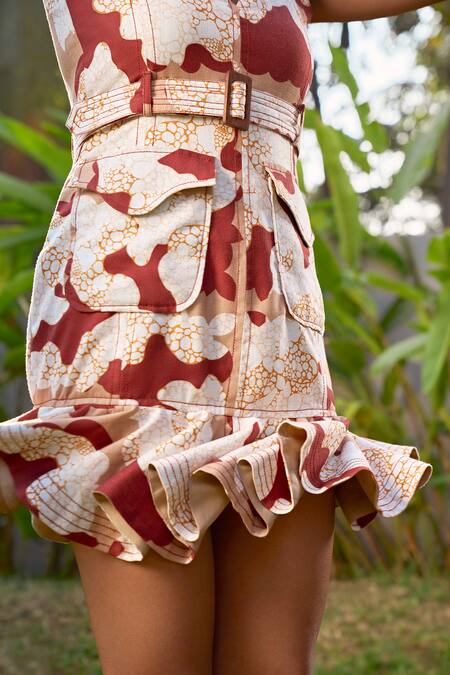 Buy ZiP by Payal & Zinal White Cotton Buckles V-neck Choco Mousse Ruffled Dress With Belt Online at Aza Fashions Buy_ZiP by Payal & Zinal_White Cotton Buckles V-neck Choco Mousse Ruffled Dress With Belt _Online_at_Aza_Fashions